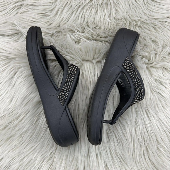 CROCS Shoes Crocs Womens Monterey Beaded Wedge Flip Flop Sandals